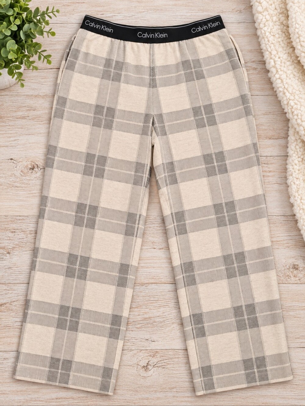 Calvin Klein Sleepwear Pajama Pants Women’s M Beige Gray Plaid Lounge